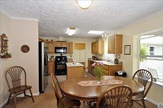 4th image of 5464 W G Ave