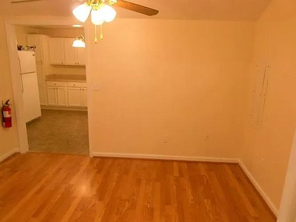 4th image of 106 N Pine St