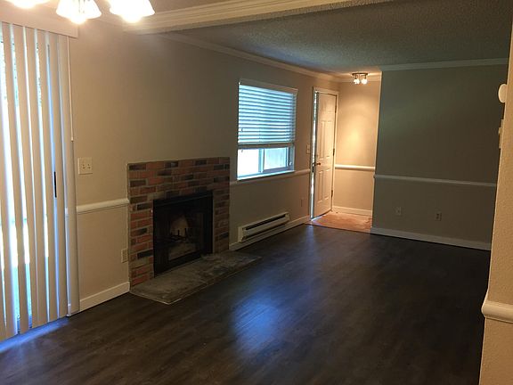 3rd image of 10335 SE 234th Pl APT B2