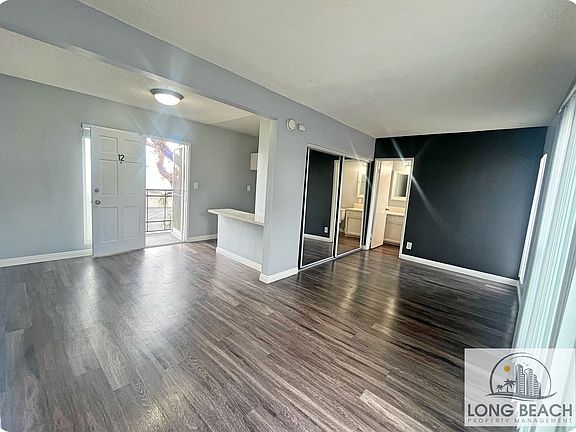 2nd image of 859 W 19th St APT 12