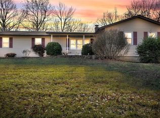 903 Matson Hill Rd, Defiance, MO 63341