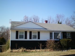 7319 Finns Ln, Lanham, MD 20706