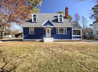 1467 Steuben Rd, Gloucester Point, VA 23062