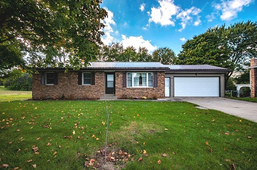 1st image of 809 Highland Dr
