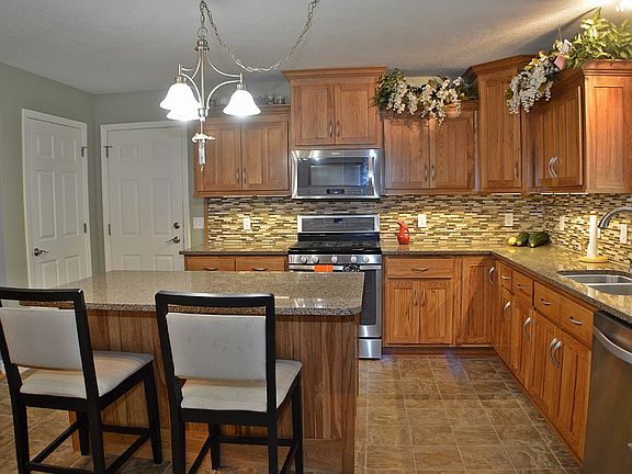 5th image of 6661 Hazeldell Dr