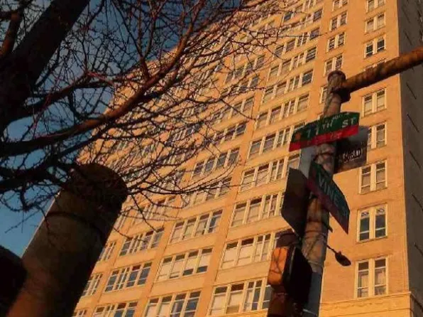 1100 Vine St APT 1009, Philadelphia, PA 19107