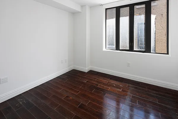 Rented by UbiQ NY | media 8