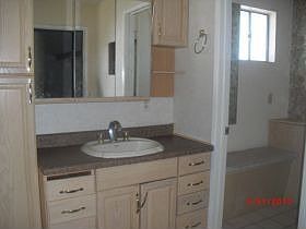 4th image of 1525 Lincoln Bay