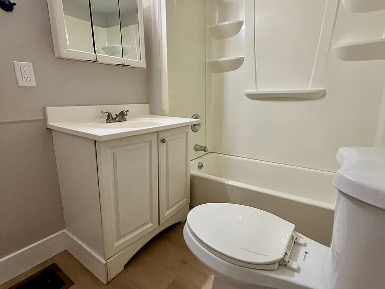 705 McGowan Ave #3 — Photo 9