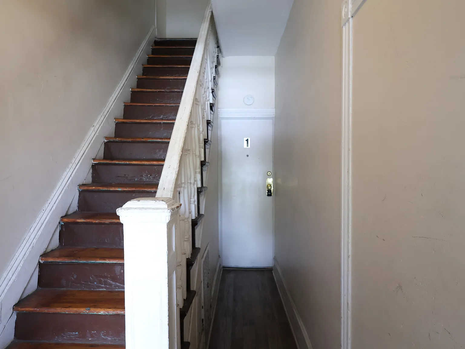 240 South Queen Street - 1 — Photo 2