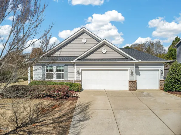 400 Eno Dr, Holly Springs, NC 27540