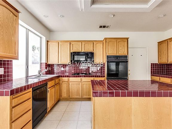 4th image of 9240 Evergreen Canyon Dr