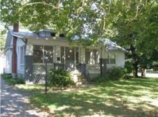 2323 S Harris Ave, Independence, MO 64052