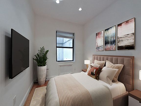 5th image of 20 Avenue A Front 1M