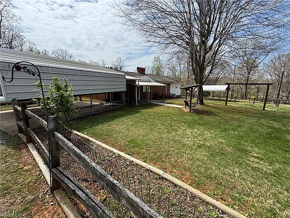 4th image of 3000 Tesh Rd