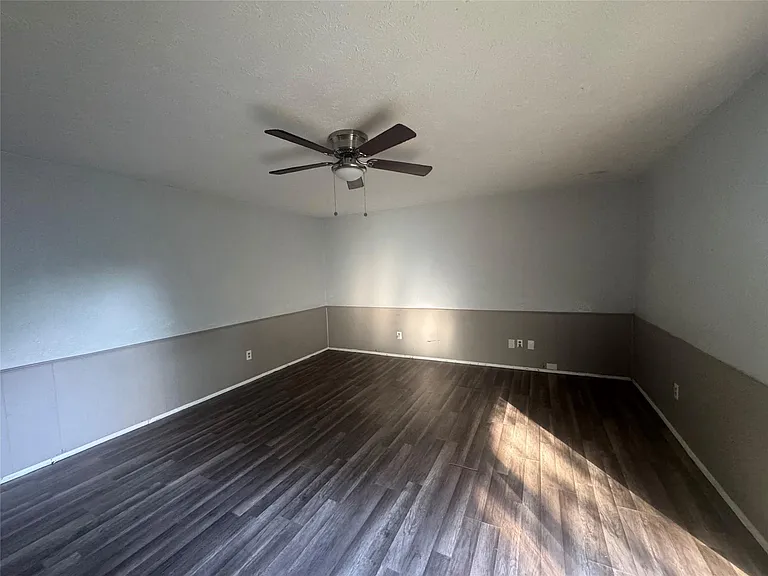 3807 Cypressdale Dr — Photo 5