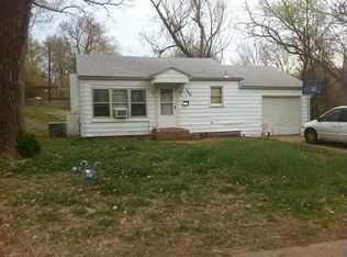 1509 E Walnut Ave, Ponca City, OK 74604