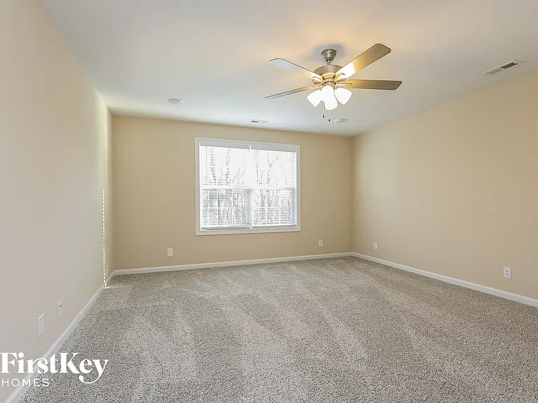 1061 Brightwood Ct — Photo 11