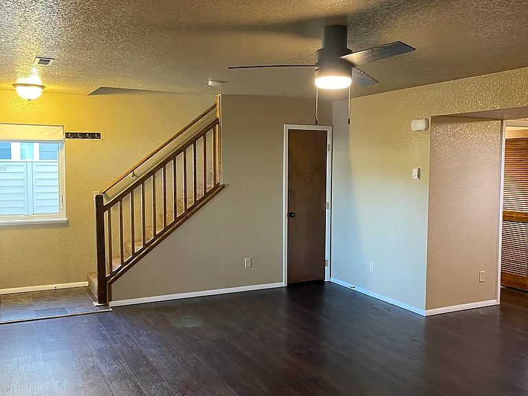 Boswell Dr — Photo 6