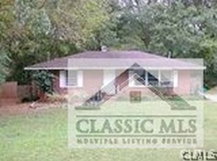 235 Willow Run Dr, Athens, GA 30606