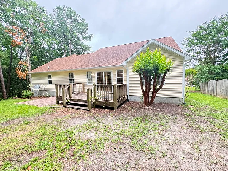 338 Farina Dr — Photo 30