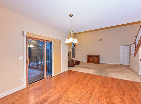 5th image of 328 Clearview Ct