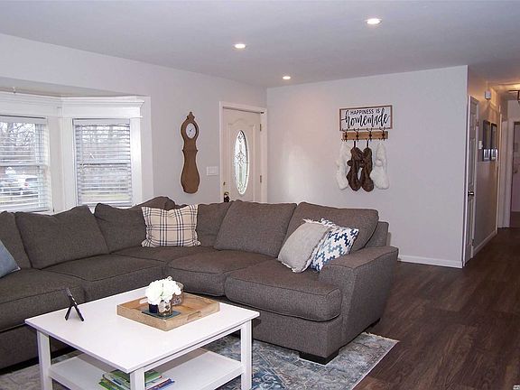 2nd image of 91 Ozone St