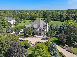 1 Pacer Trl, South Barrington, IL 60010