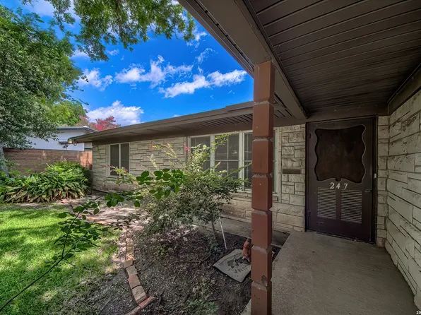 247 Tophill, San Antonio, TX 78209