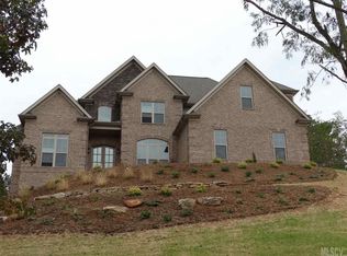 150 43rd Avenue Dr NW, Hickory, NC 28601
