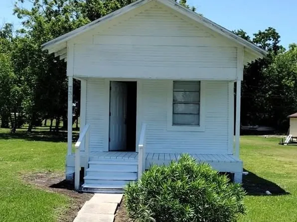 733 Herget Ave, Port Arthur, TX 77640