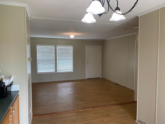 3rd image of 117 Fulcher Landing Dr