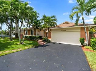 10234 SW 115th Ct, Miami, FL 33176