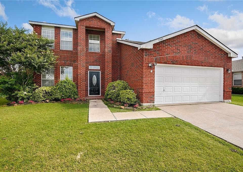 1st image of 2209 Willow Dr