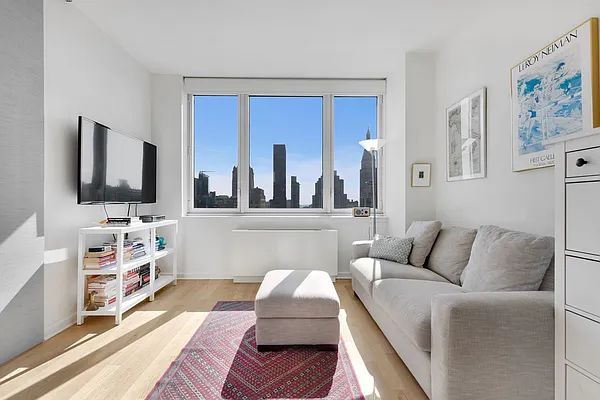 Rented by Cooper & Cooper Real Estate | media 1