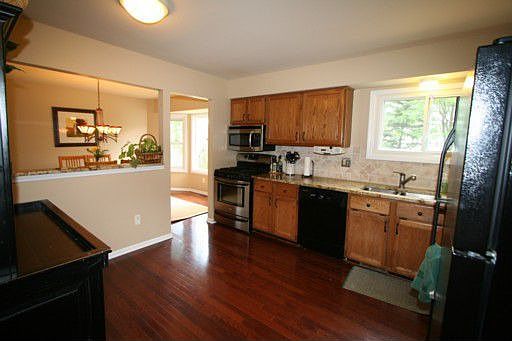 2nd image of 1333 Warner Creek Dr