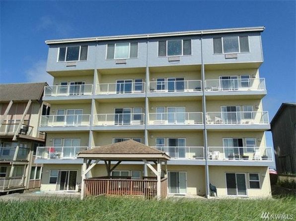 1307 Ocean Shores Blvd #N14
