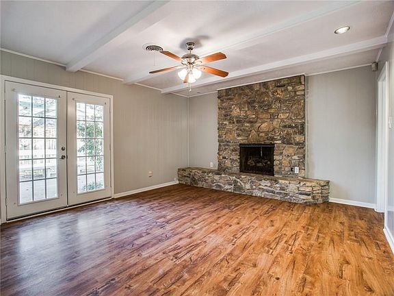 4th image of 4104 Hartwood Dr