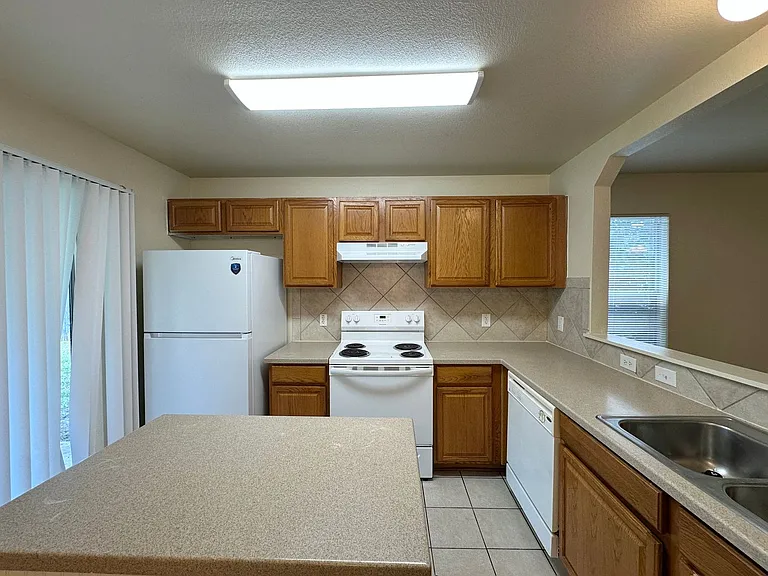 2602 John Porter Dr — Photo 11