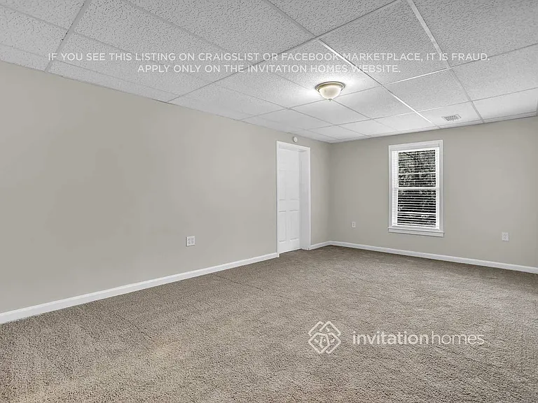 1810 Collines Ave SW — Photo 13