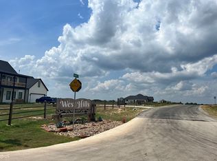 250 Randi Rd, Bellville, TX 77418