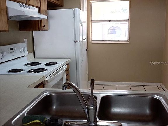 4th image of 6332 Bonnie Bay Cir