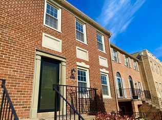 3277 Sutton Pl NW APT B, Washington, DC 20016