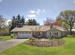 602 NE Evergreen Rd, Hillsboro, OR 97124