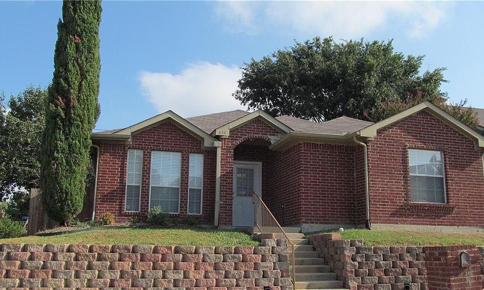 1st image of 845 Greenridge Dr