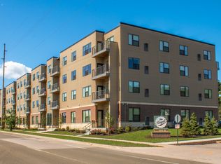 2232 W Broadway #109, Madison, WI 53713