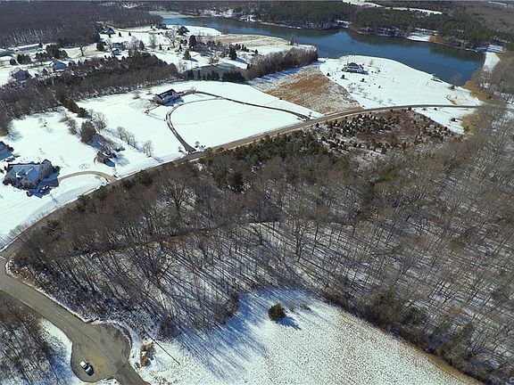3rd image of 2441 Goodwyn Lake Ct