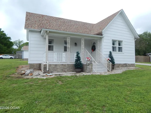 297 N Davis Ave, Oronogo, MO 64855