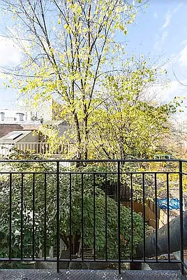 Rented by REAL New York | media 14