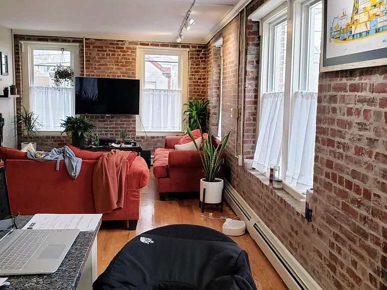 149 Derby St #E — Photo 19